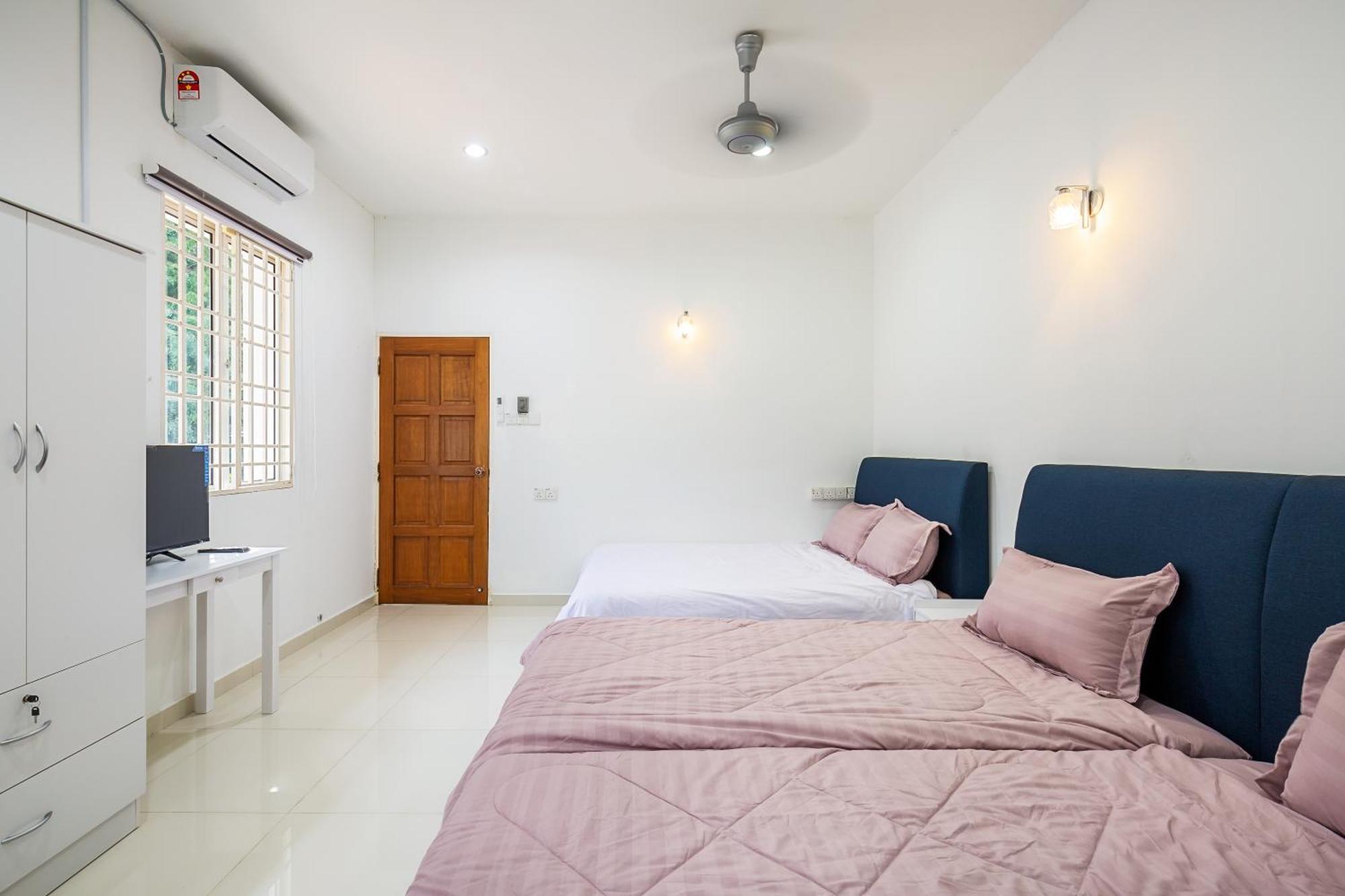 Seaside Private Bungalow, Tg Bungah Tanjung Bungah  Exterior foto